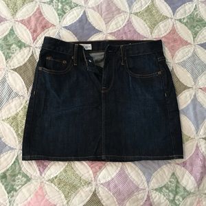 GAP denim mini skirt never worn!